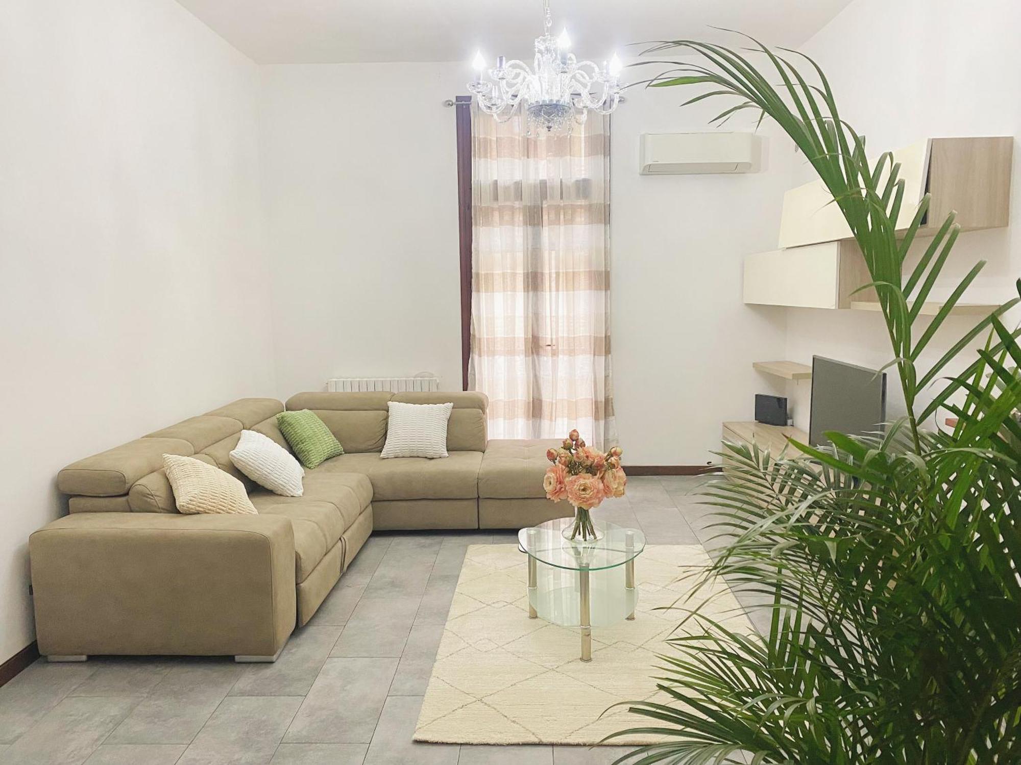 Gris Apartment: Venice Mestre Exterior photo
